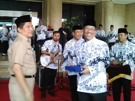 Pencarian PGRI Pangandaran - Persatuan Guru Republik Indonesia Cabang Pangandaran